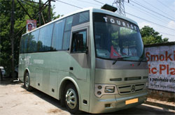 Himachal Car & Volvo Bus Booking